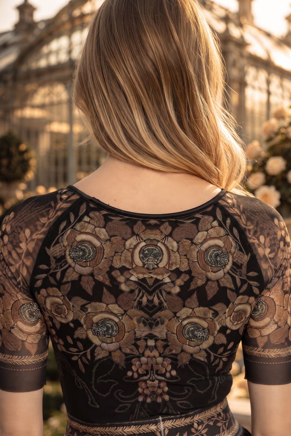 SHORT-SLEEVE MESH BODYSUIT WITH MODAL LINING - GOLDEN ROSES JIORO МРЕЖЕСТО БОДИ С КЪС РЪКАВ И ПОДПЛАТА ОТ МОДАЛ - GOLDEN ROSES JIORO