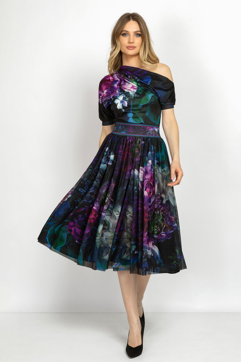 MESH SKIRT WITH ELASTIC WAIST AND VISCOSE LINING - PEONIES JIORO ПОЛА ОТ МРЕЖА С ЕЛАСТИЧЕН КОЛАН И ВИСКОЗНА ПОДПЛАТА - PEONIES JIORO