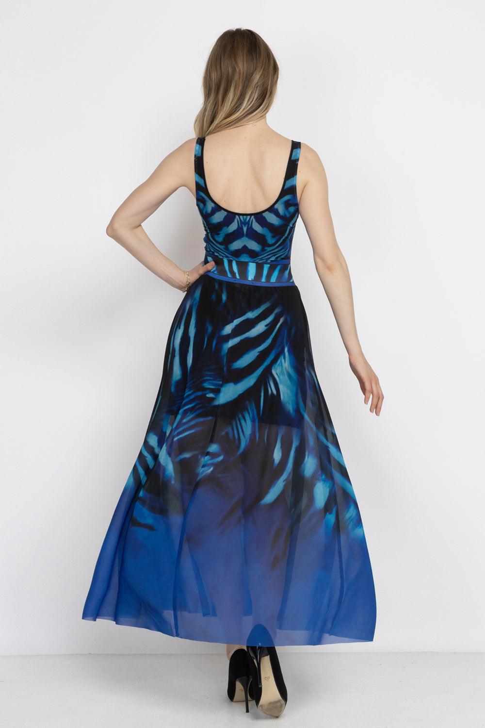 FLARED MESH SKIRT WITH MODAL LINING - SHADES OF BLUE JIORO ДЪЛГА ПОЛА ОТ МРЕЖА С ПОДПЛАТА ОТ МОДАЛ - SHADES OF BLUE JIORO