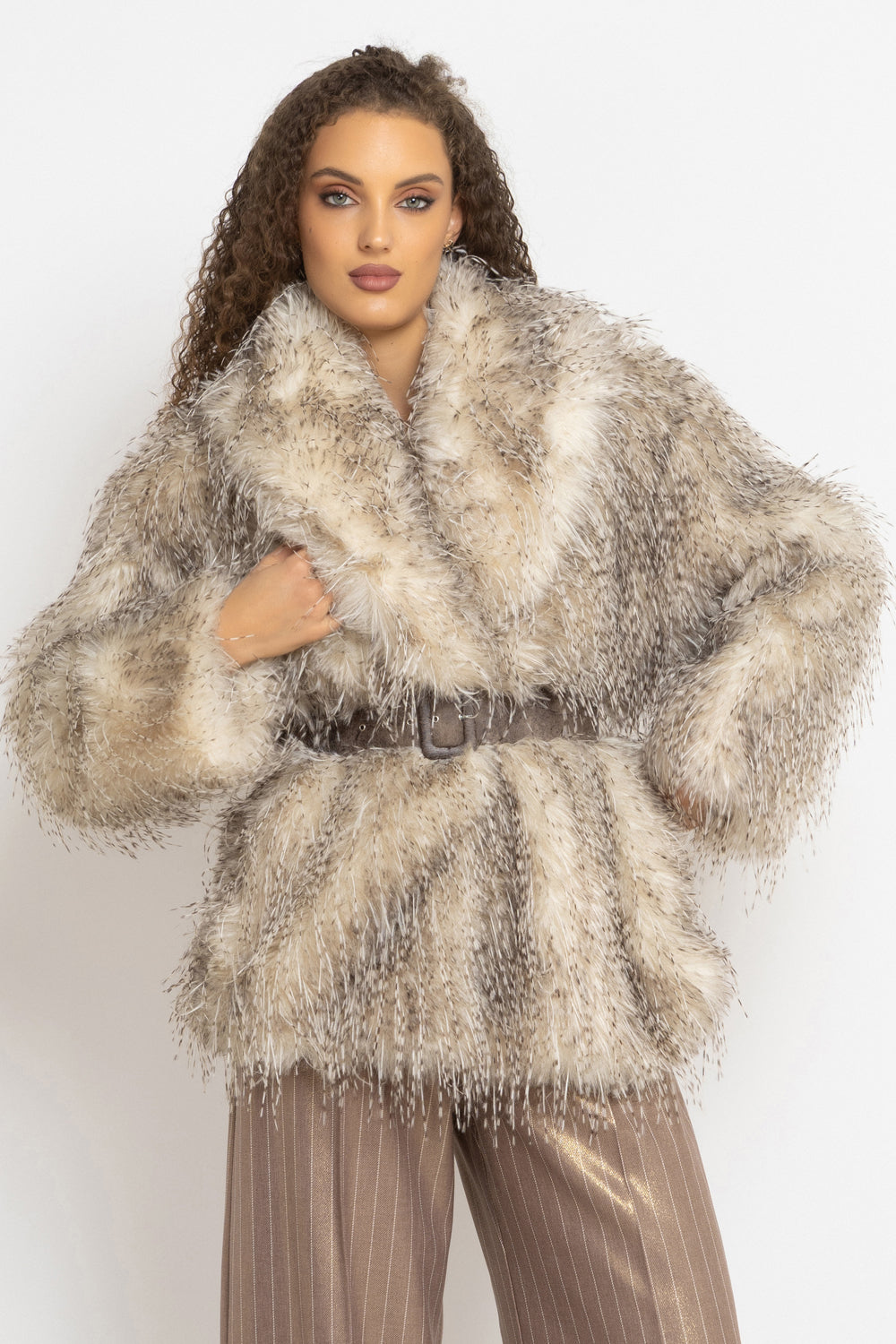 OVERSIZED FAUX FUR COAT WITH LARGE SHAWL COLLAR AND BELT IN LUNGO OWL COLOR - ESSENTIALS