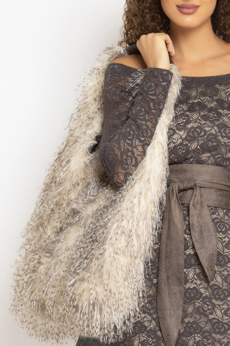 REVERSIBLE OWL FAUX FUR AND LEATHER BAG - ESSENTIALS JIORO ДВУЛИЦЕВА ЧАНТА ОТ ЕКО КОЖА И ШАРКА СОВА - ESSENTIALS JIORO