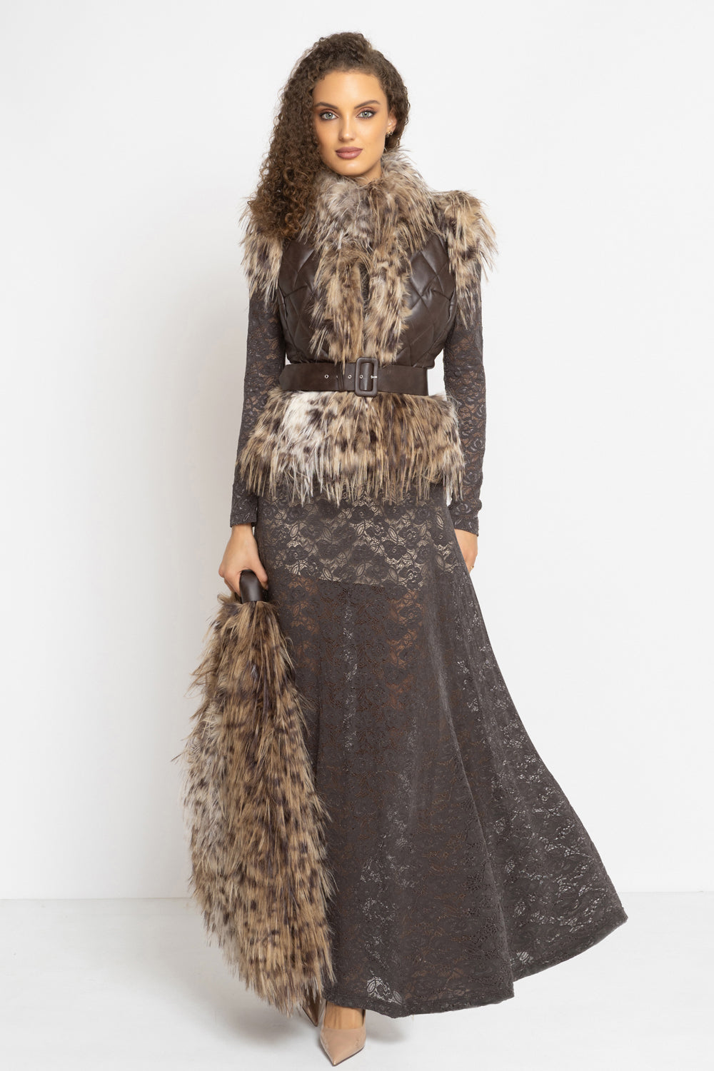 LEATHER-EFFECT GILET WITH SERVAL FUR TEXTURE - ESSENTIALS JIORO ЕЛЕК С ЕФЕКТ НА КОЖА И ИМИТАЦИЯ НА КОСЪМ SERVAL - ESSENTIALS JIORO