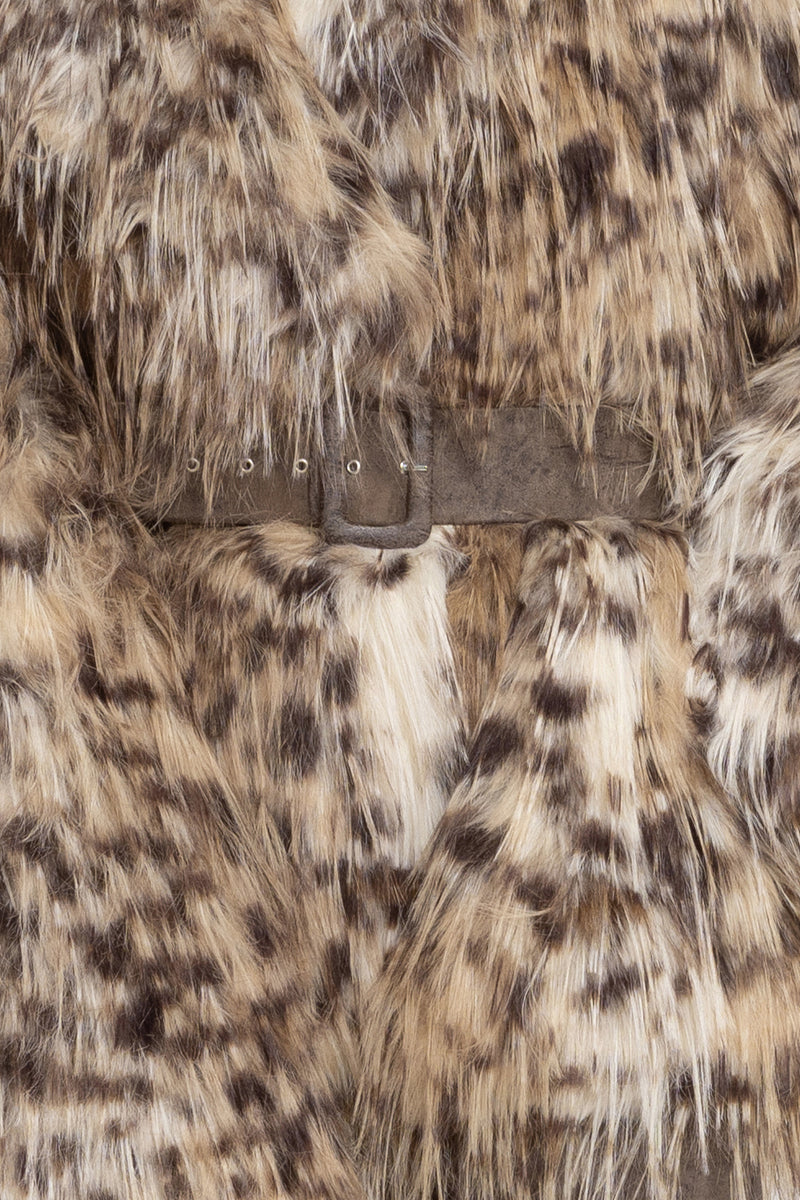 OVERSIZED FAUX FUR COAT WITH LARGE SHAWL COLLAR IN SERVAL PRINT AND BELT - ESSENTIALS JIORO ОВЪРСАЙЗ ПАЛТО ОТ ИЗКУСТВЕН КОСЪМ С ШАРКА СЕРВАЛ С ГОЛЯМА ШАЛ-ЯКА И КОЛАН - ESSENTIALS JIORO