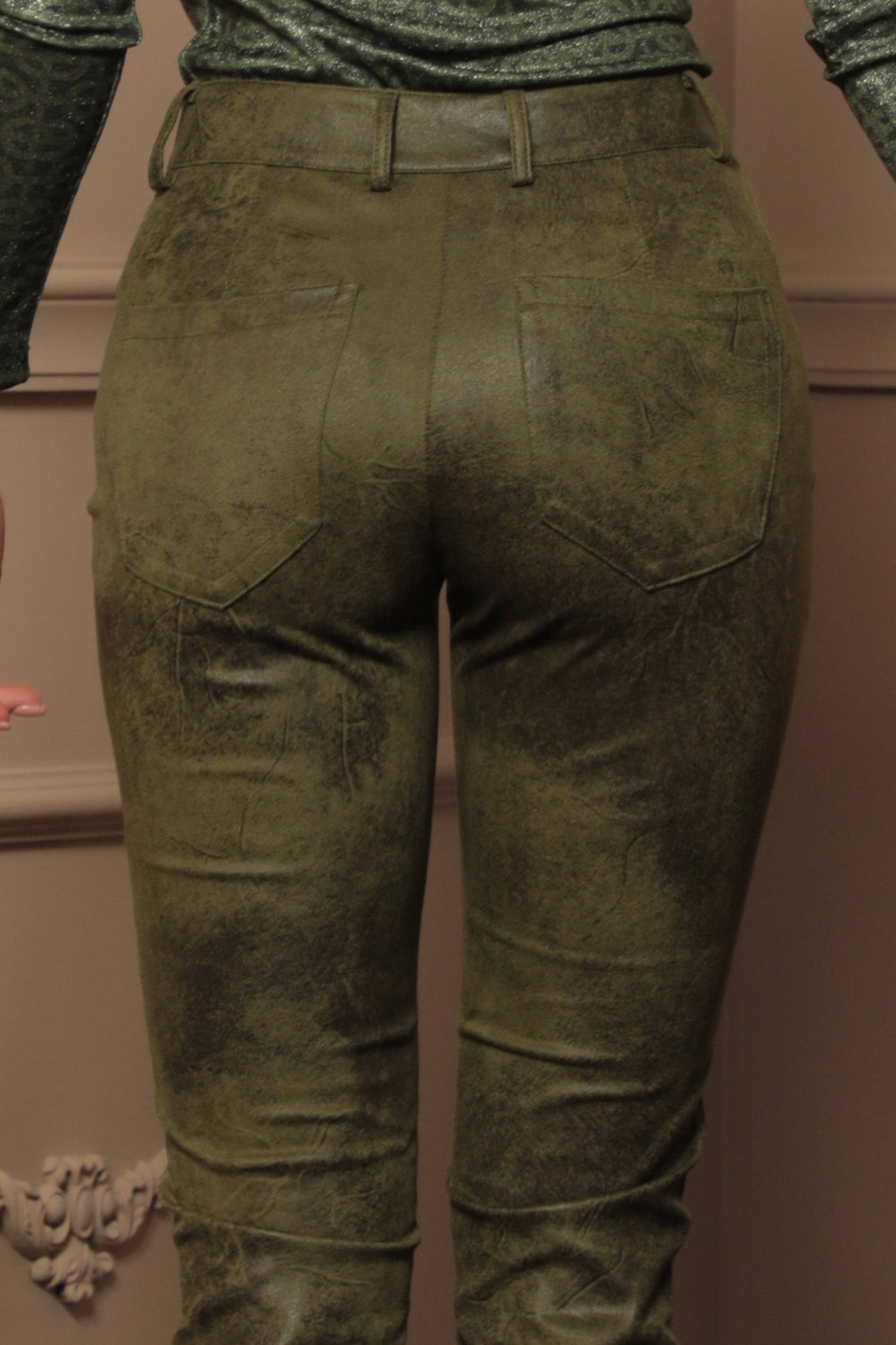 SKINNY 5-POCKET PANTS IN OLIVE GREEN - ESSENTIALS
