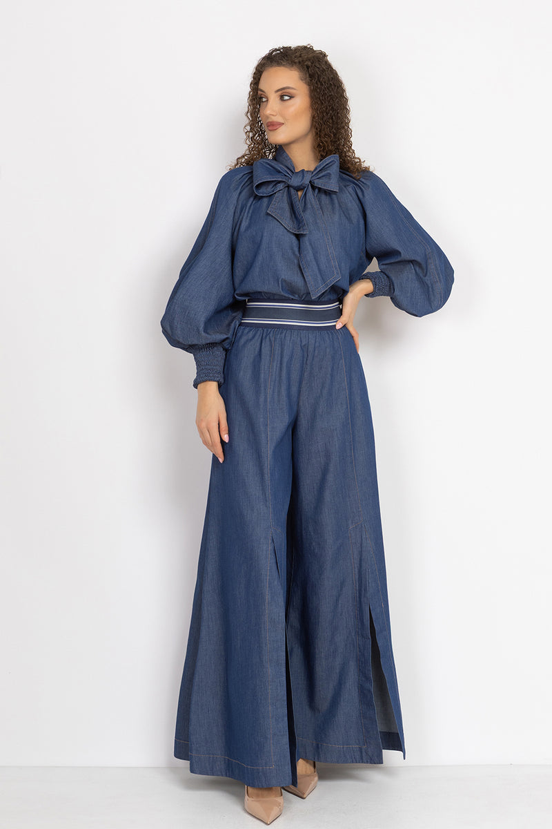 HIGH-WAISTED FLARED DENIM PANTS WITH FRONT SLITS - ESSENTIALS JIORO ПАНТАЛОН ОТ ТЪНЪК ДЕНИМ С ВИСОКА ТАЛИЯ И ЦЕПКИ – ESSENTIALS JIORO