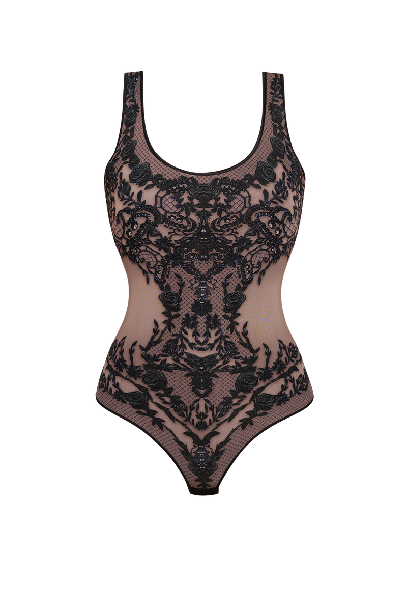 SLEEVELESS MESH BODYSUIT WITH DEEP SCOOP NECKLINE AND MODAL LINING - GRAFFITI POWDER JIORO БОДИ ОТ МРЕЖА БЕЗ РЪКАВИ С ДЪЛБОКО ОБЛО ДЕКОЛТЕ И ПОДПЛАТА ОТ МЕК МОДАЛ - GRAFFITI POWDER JIORO